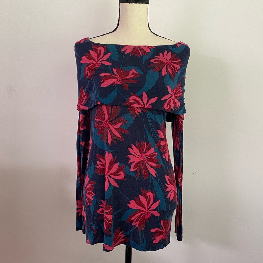 A PEA IN THE POD FLORAL SHIRT